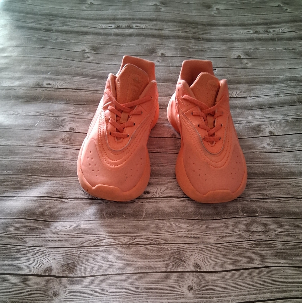 🔥3/$70 🎉HP🎉 adidas "Ozelia" Kids Sneakers